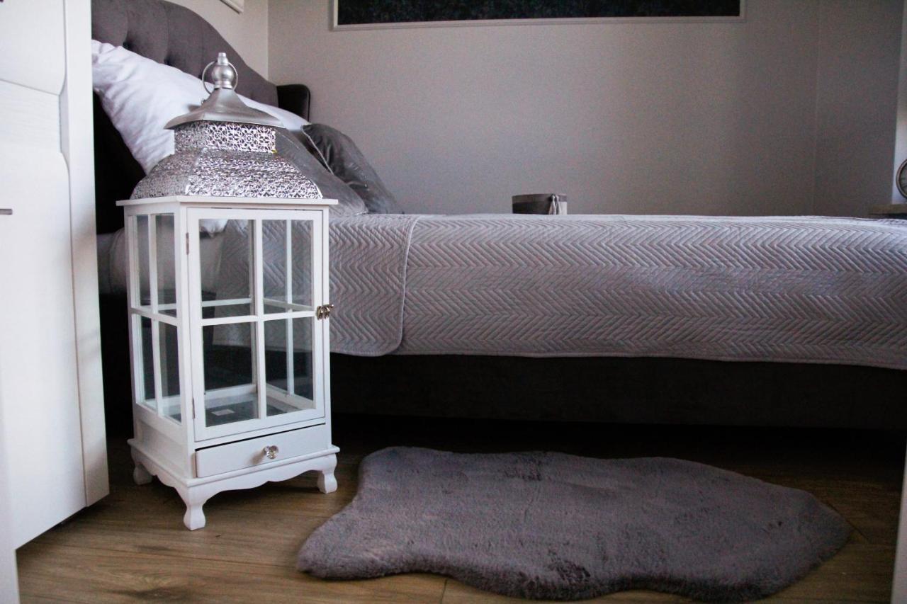 Apartament W Centrum-Garaz Kielce Esterno foto