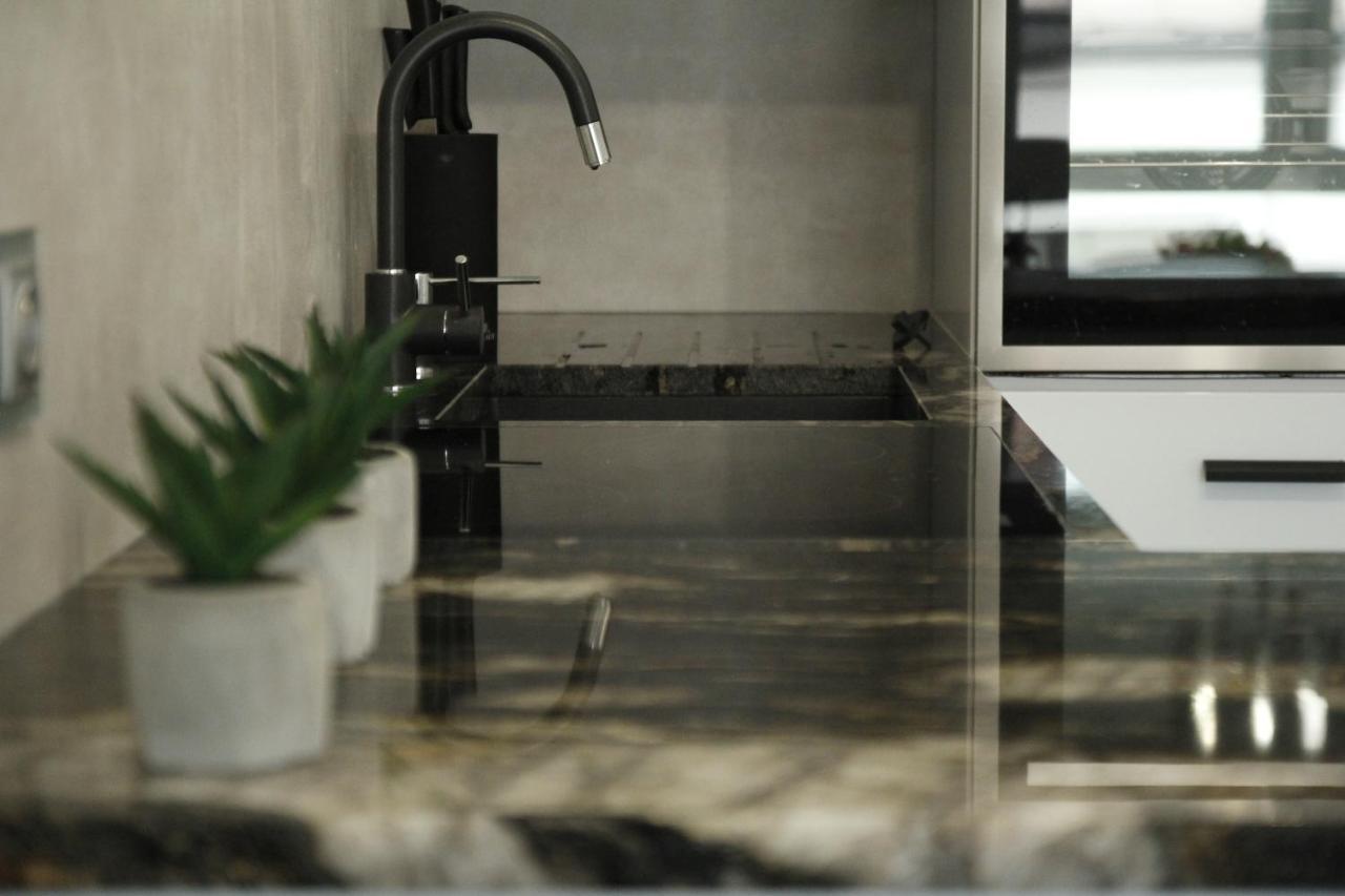 Apartament W Centrum-Garaz Kielce Esterno foto