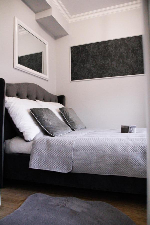 Apartament W Centrum-Garaz Kielce Esterno foto